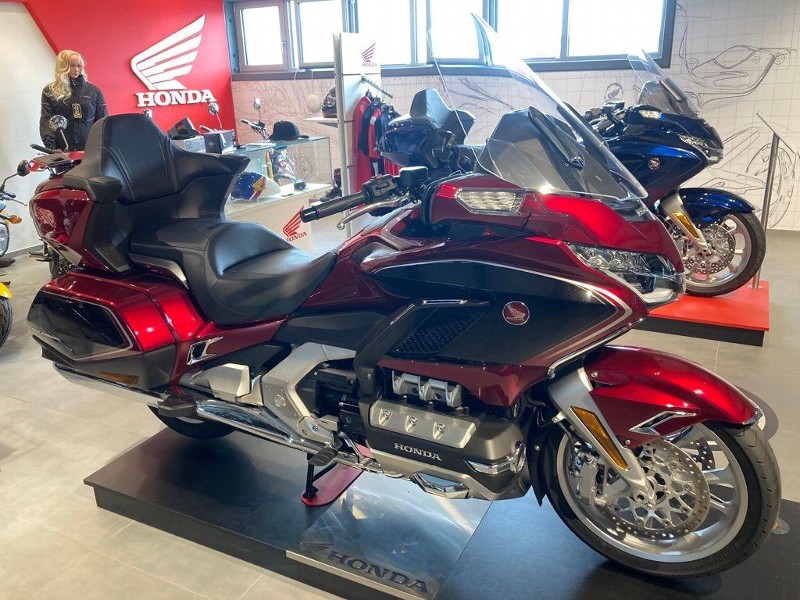HONDA GL 1800 Gold Wing Tour DA Image