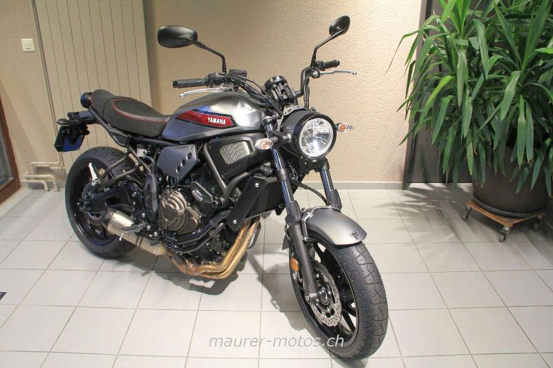 YAMAHA XSR 700 Image