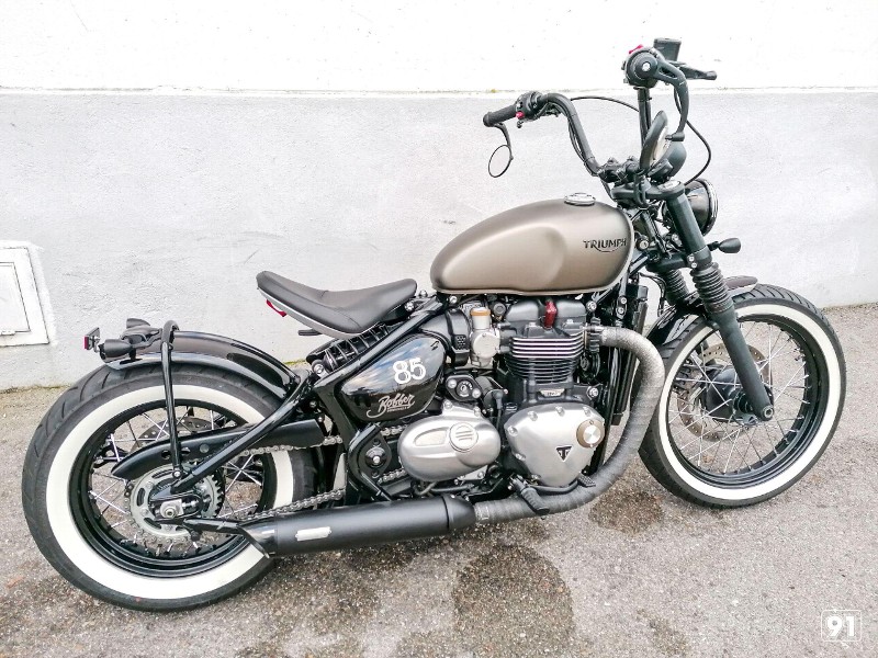 TRIUMPH Bonneville 1200 Bobber Custom Crew 91 Spezial Image