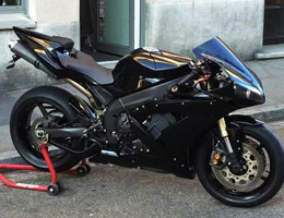 Yamaha YZF-R1
