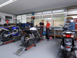 Moto Zehnder AG Port