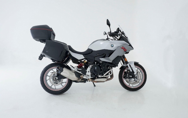 BMW F 900 XR