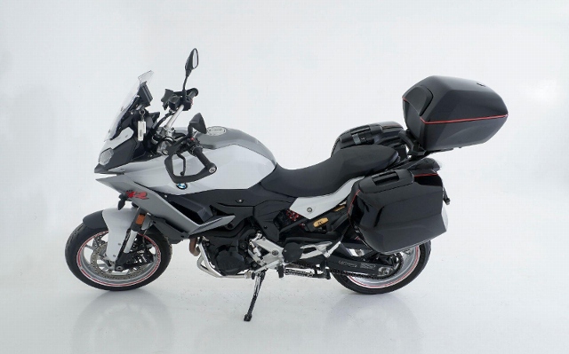BMW F 900 XR