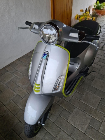  Motorrad kaufen PIAGGIO Vespa Elettrica L3 Vorjahresmodell
