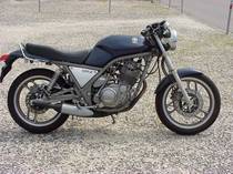 Motorrad kaufen Occasion YAMAHA SRX 600 (touring)