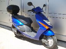  Motorrad kaufen Occasion HONDA SCV 100 Lead (roller)