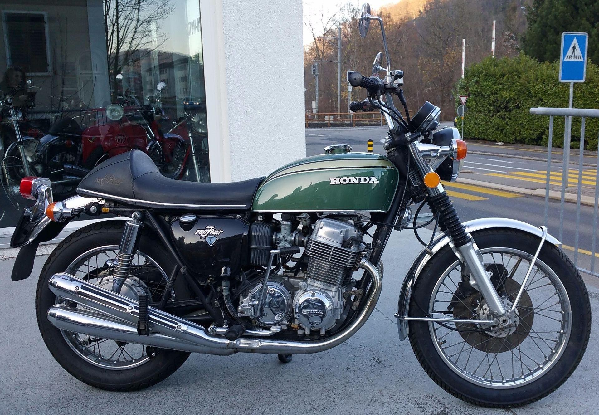 Motorrad Oldtimer kaufen HONDA CB 750 Four K2 Bosshard Motos Adliswil Motorrad Oldtimer kaufen HONDA CB 750 Four K2 Bosshard Motos Adliswil
