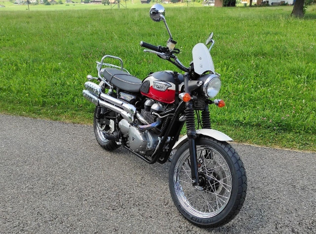  Motorrad kaufen TRIUMPH Scrambler 900 Occasion 