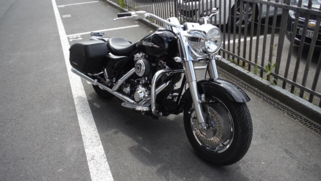  Motorrad kaufen HARLEY-DAVIDSON FLHRSI 1450 Road King Custom Occasion 
