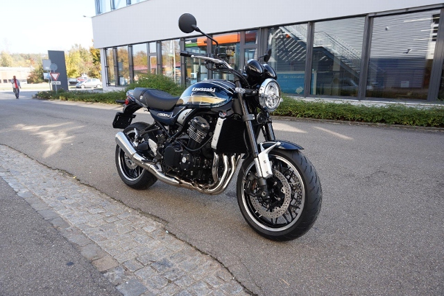  Motorrad kaufen KAWASAKI Z 900 RS Occasion