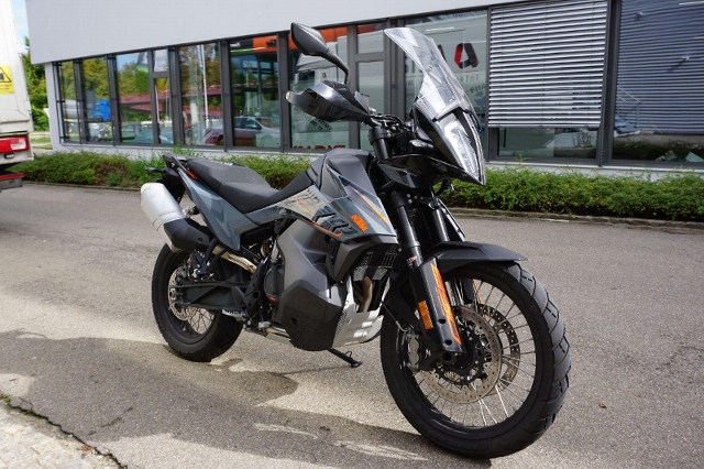  Acheter une moto KTM 890 Adventure neuve 