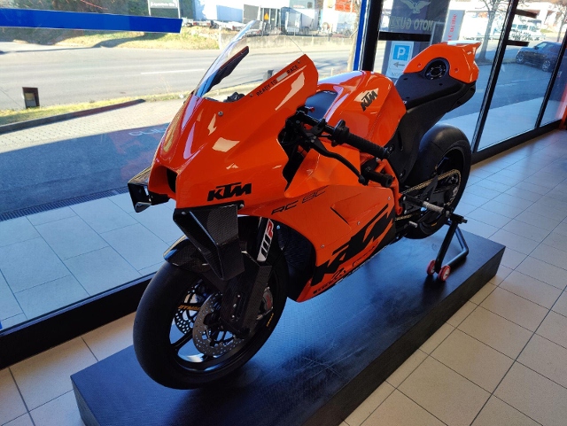  Acheter une moto KTM RC 8C neuve 
