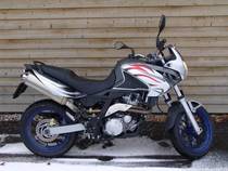 Motorrad kaufen Neufahrzeug APRILIA Pegaso 650 Strada (enduro)