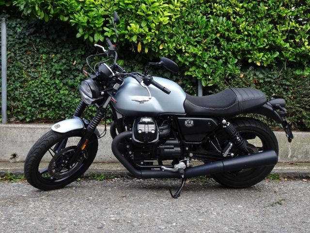  Motorrad kaufen MOTO GUZZI V7 850 Stone Occasion 