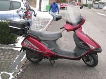 Louer moto HONDA CH 125 Spacy (Scooter)