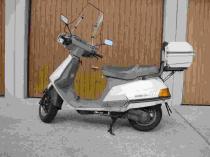 Motorrad kaufen Occasion YAMAHA XC 125 Beluga (roller)