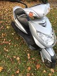 Motorrad kaufen Occasion YAMAHA XC 125 X Cygnus (roller)