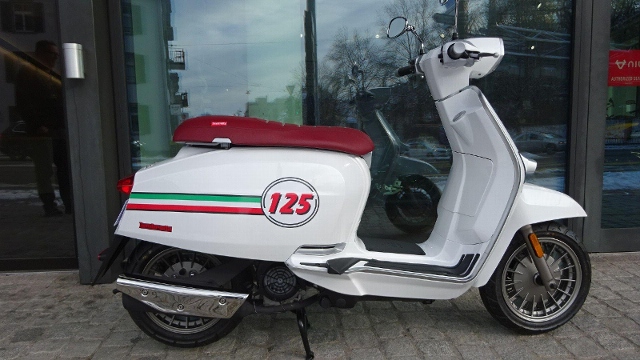  Motorrad kaufen LAMBRETTA V125 Special - Miss Italia Neufahrzeug 