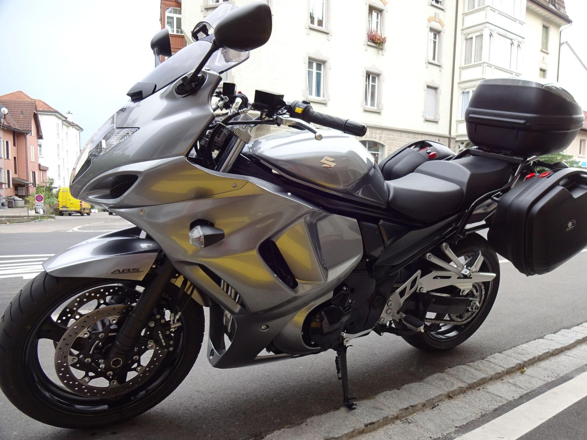 Motorrad Occasion kaufen SUZUKI GSX 1250 FA Stahlmoto AG ...
