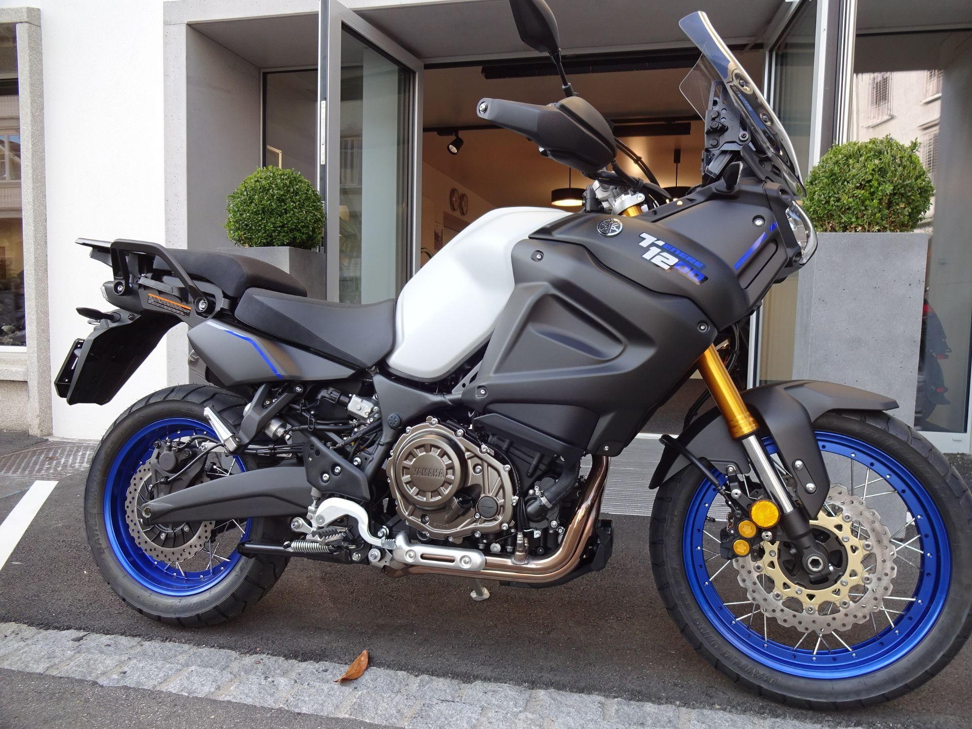 Moto D monstration acheter YAMAHA Super Tenere 1200  ZE 