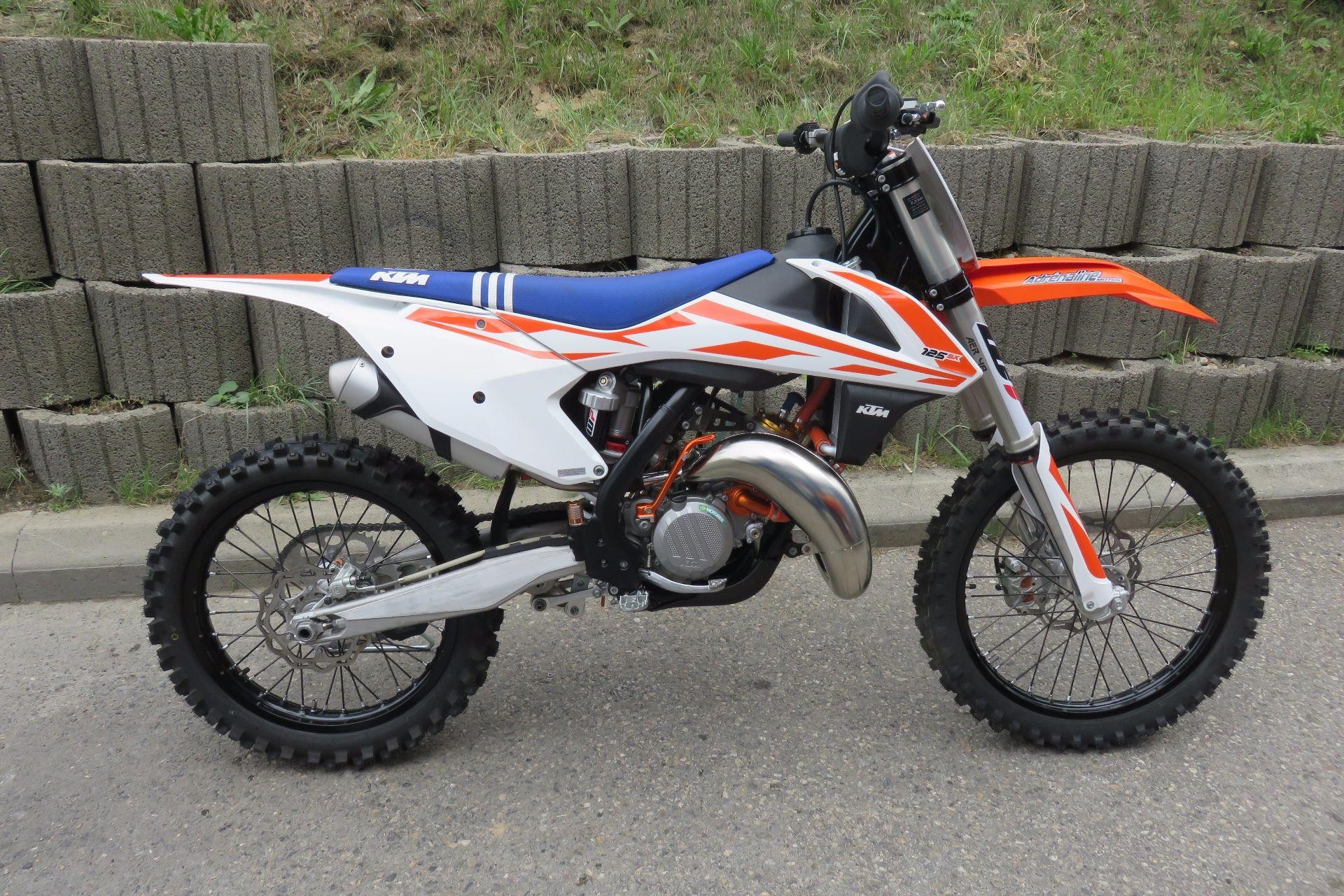 Купить кросс 125. KTM 125 кросс. Эндурик 125. КТМ кросс 1993. КТМ 125 кросс 2т.