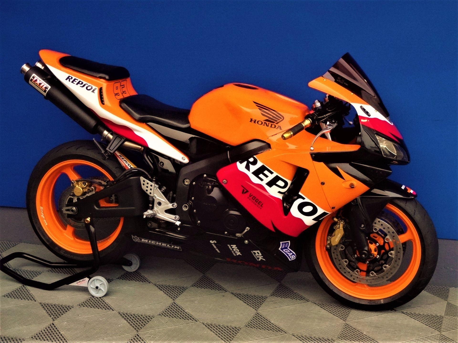 Motorrad Occasion kaufen HONDA CBR 600 RR Repsol Vogel ...