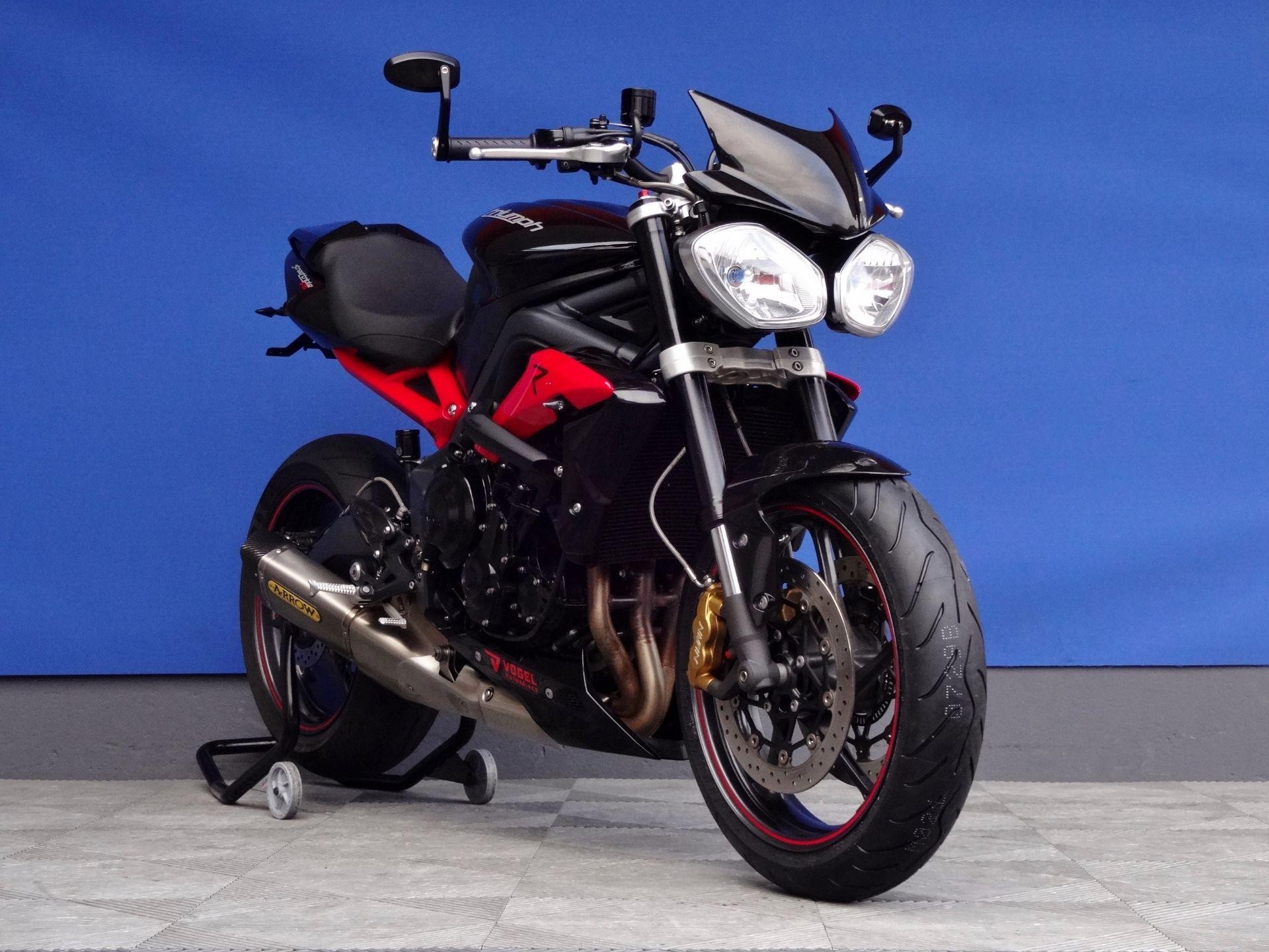 Motorrad Occasion Kaufen Triumph Street Triple 675 Rizoma Arrow