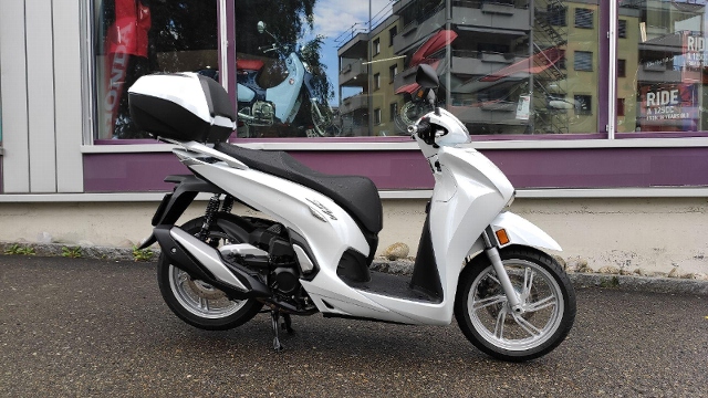  Motorrad kaufen HONDA SH 350 A Vorführmodell