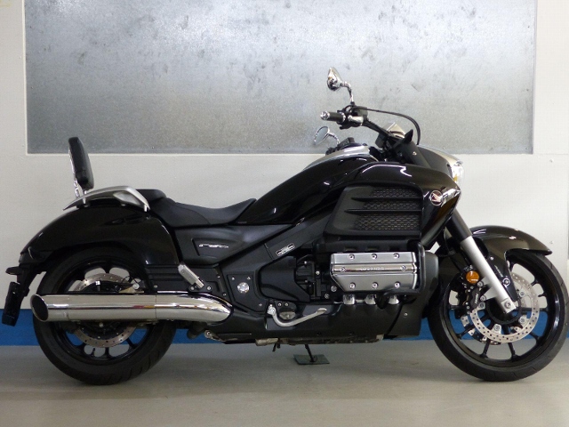  Motorrad kaufen HONDA GL 1800 C F6C ABS Occasion 