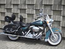 Motorrad kaufen Occasion HARLEY-DAVIDSON FLHRCI 1450 Road King Classic (touring)