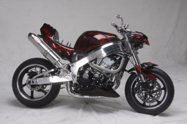  Motorrad kaufen HONDA CBR 900 RR Fireblade Streetfighter Occasion