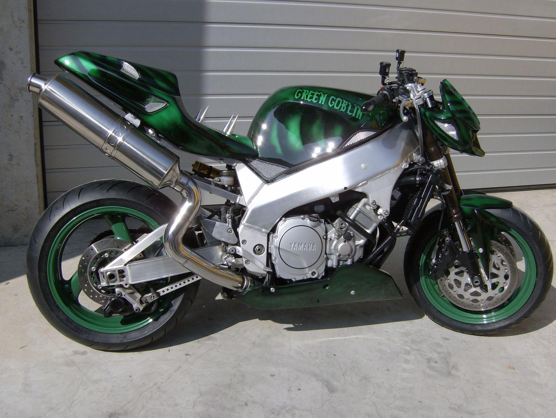 Motorrad Occasion Kaufen Yamaha Yzf 750 R Streetfighter Uzemotos Ulrich Goldau Id 6083821 Zeile 4