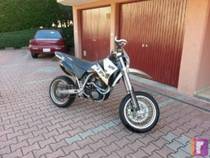 Acheter une moto Occasions KTM 660 SC Supermoto (supermoto)