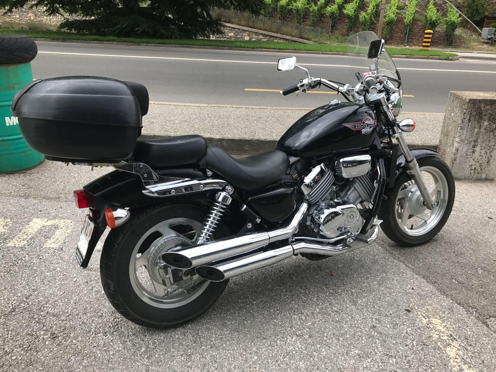 Хонда vf 750