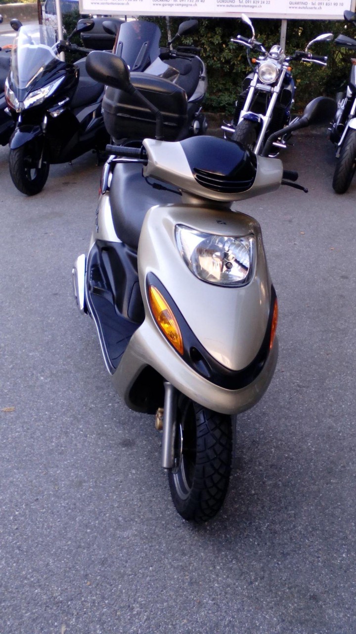 MBK FLAME 2000 125 cm3 | scooter | 4 200 km | blanc 
