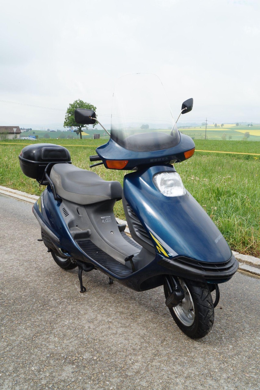 Motorrad Occasion kaufen HONDA CH 125 Spacy Motoshop Ziegler Schleitheim