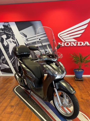  Motorrad kaufen HONDA SH 125 AD Neufahrzeug 