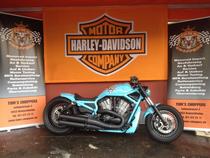 Motorrad kaufen Occasion HARLEY-DAVIDSON VRSCAWA 1250 V-Rod ABS (custom)