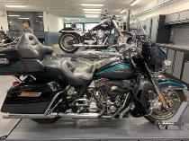 Motorrad kaufen Occasion HARLEY-DAVIDSON FLHTKSE CVO 1801 Electra Glide Ultra Limited ABS