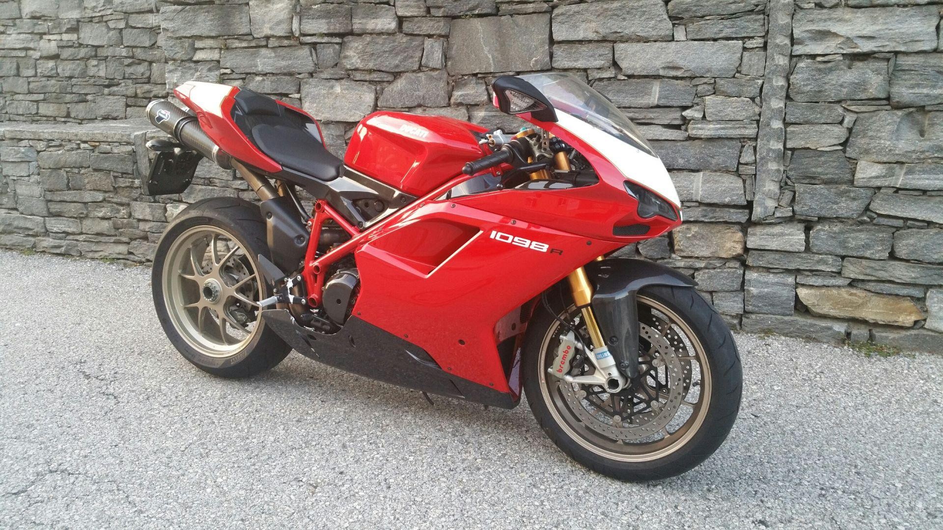 Ducati 1098 Bburago