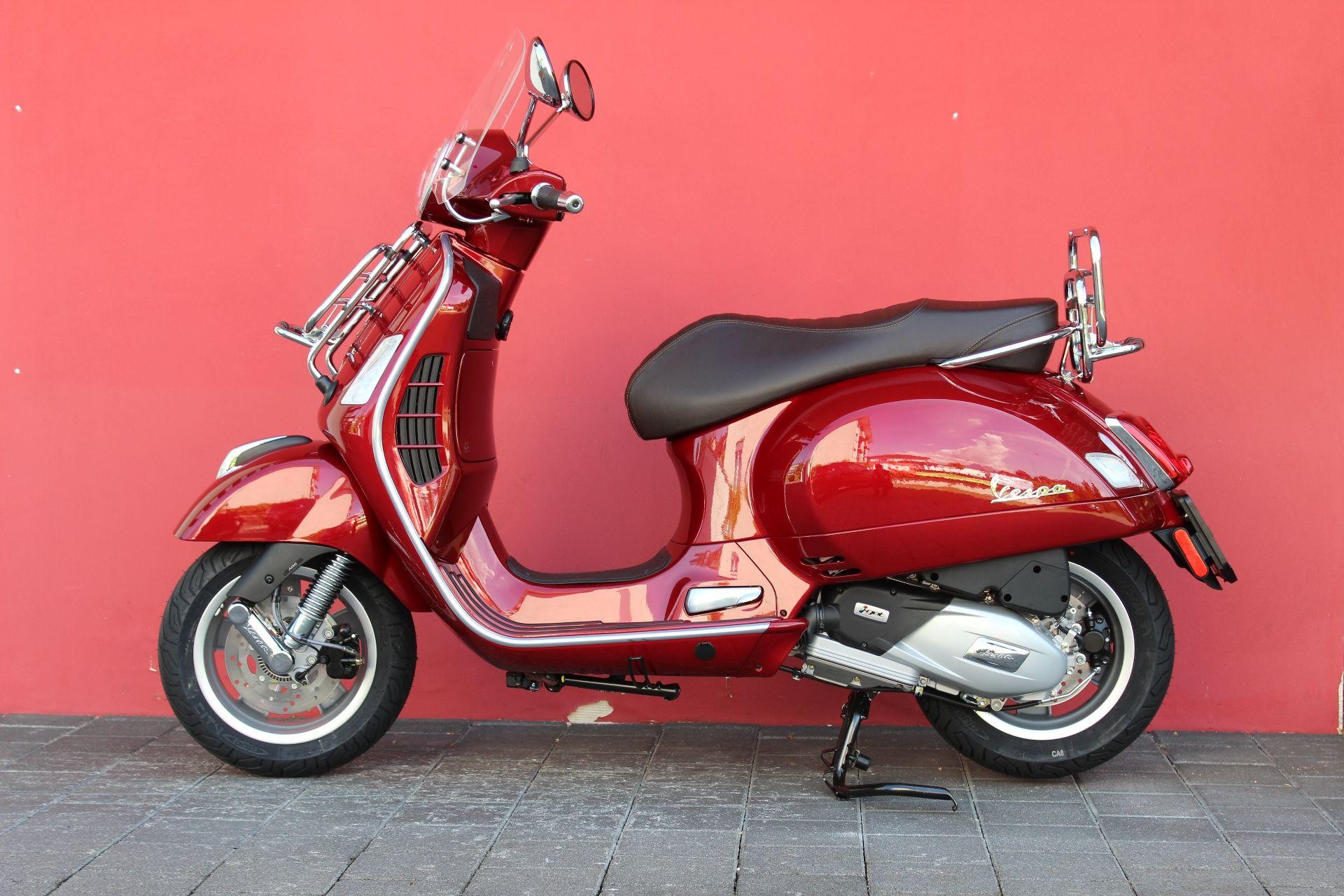 Moto neuve acheter PIAGGIO Vespa GTS 300 Super Touring Hans Leupi GmbH ...