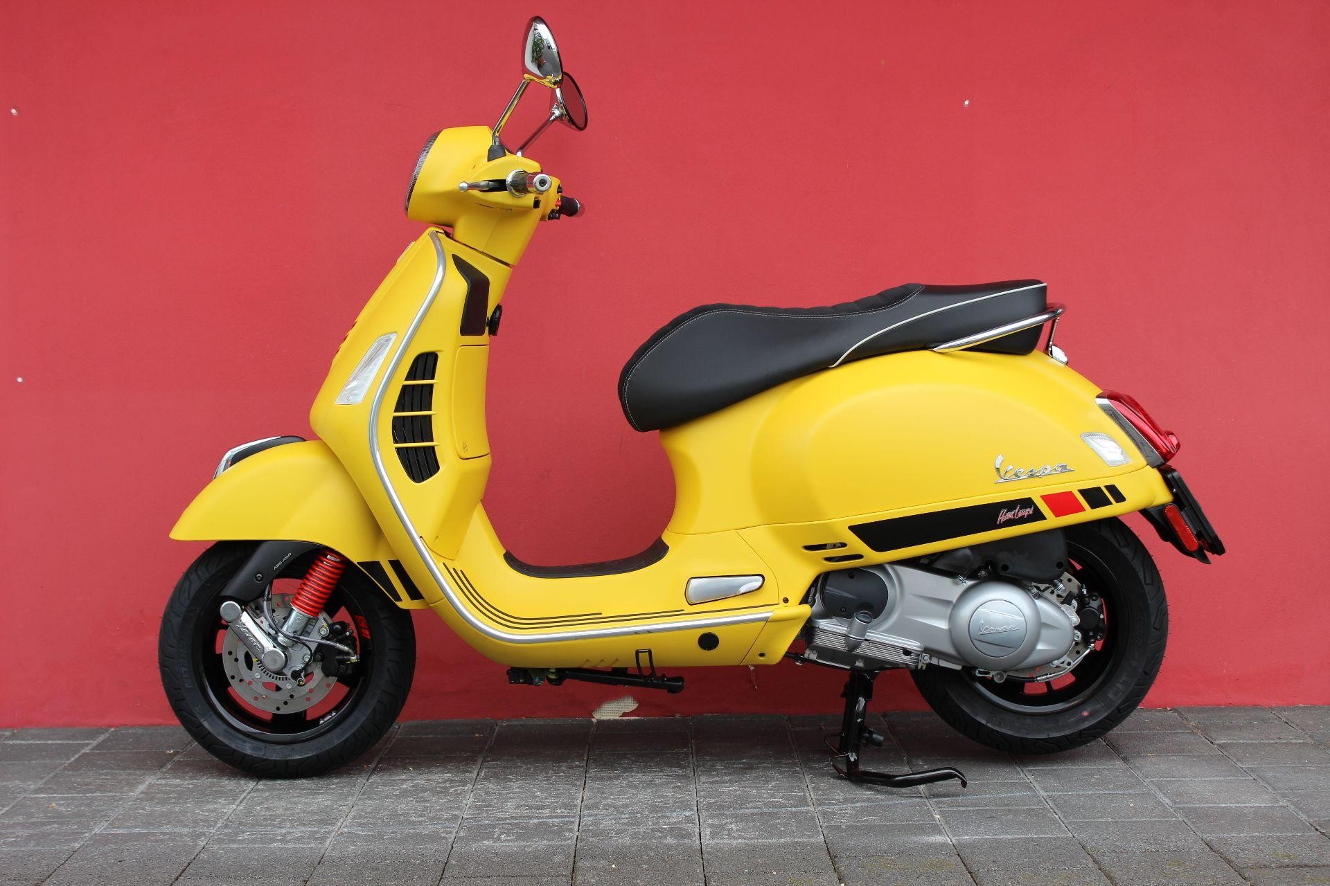 Motorrad Neufahrzeug kaufen PIAGGIO Vespa GTS 125 Super Sport Hans