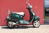 Louer moto PIAGGIO Vespa GTS 300 HPE (Scooter)