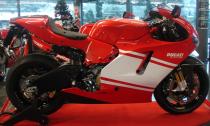 Motorrad kaufen Neufahrzeug DUCATI Desmosedici RR (sport)