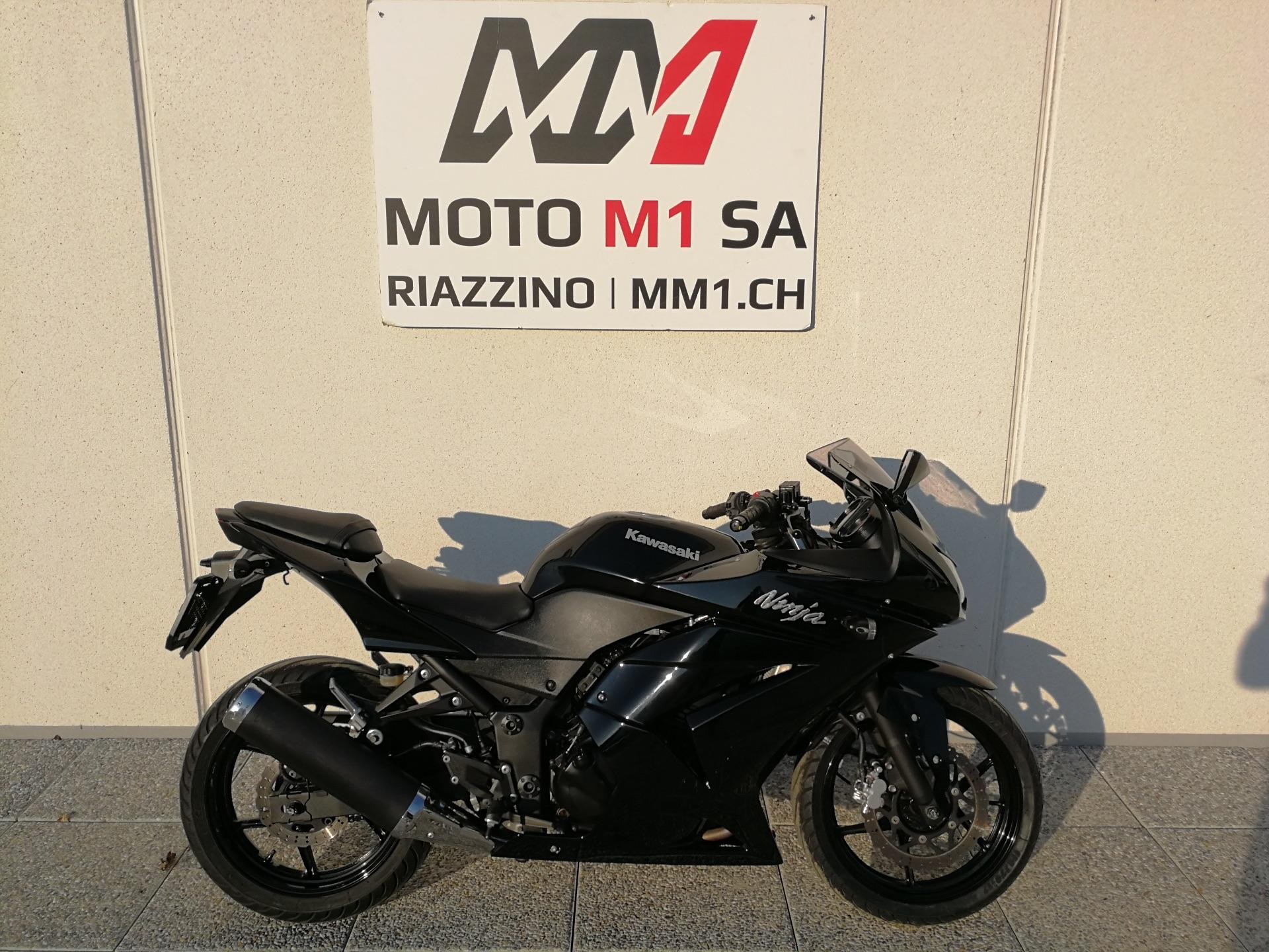 Buy Motorbike Pre Owned Kawasaki Ninja 250r Moto M1 Sa Riazzino