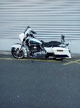 Motorrad kaufen Occasion HARLEY-DAVIDSON FLHX 1584 Street Glide ABS (touring)