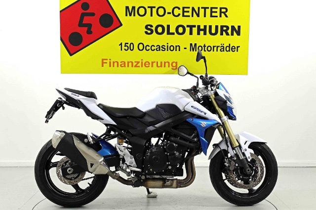  Acheter une moto SUZUKI GSR 750 A Occasions 