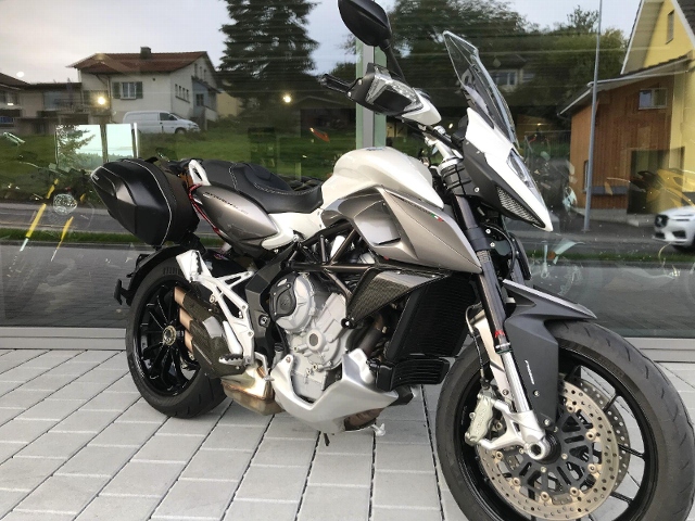  Motorrad kaufen MV AGUSTA Stradale 800 ABS Occasion