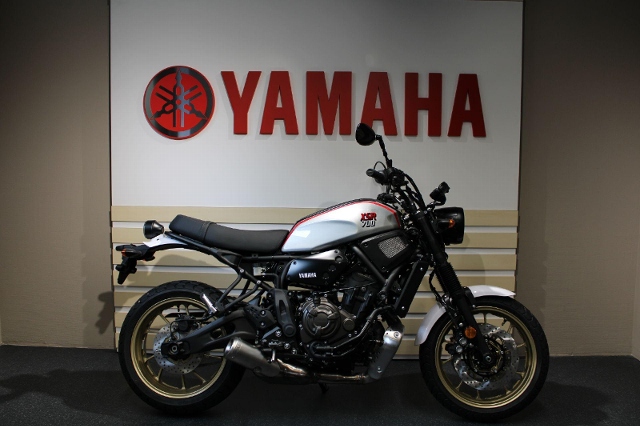  Motorrad kaufen YAMAHA XSR 700 XTribute *0332 Neufahrzeug 