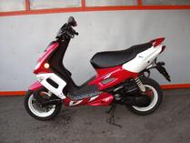 Motorrad kaufen Occasion PEUGEOT Speedfight 50 LC IL (roller)
